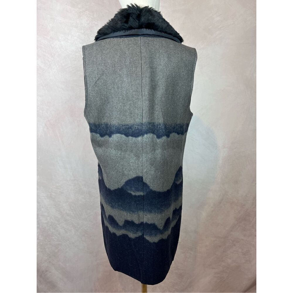 Democracy Long Vest Size Small - Picture 2 of 7